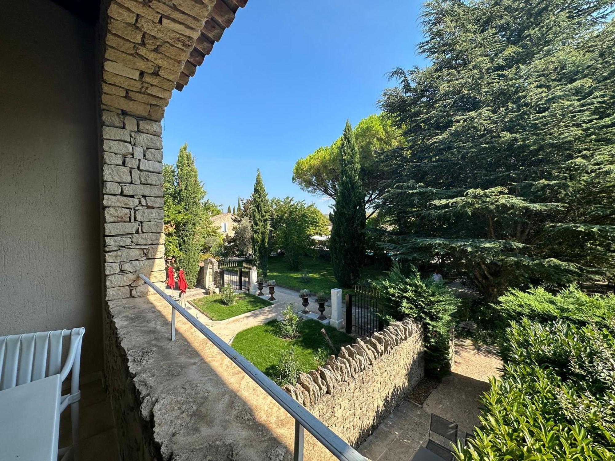 Hostellerie Le Roy Soleil Ménerbes Exterior foto